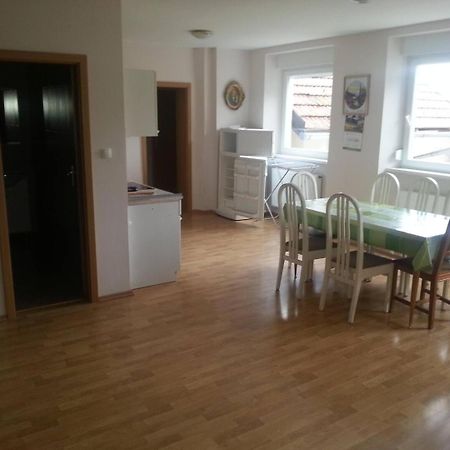 Sostanj Velenje Ravne Sobe Rooms Vrtacnik D O O Bagian luar foto