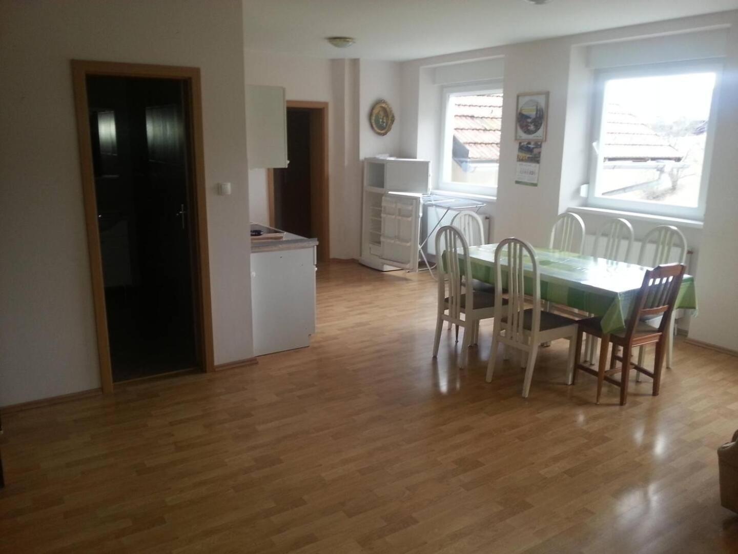Sostanj Velenje Ravne Sobe Rooms Vrtacnik D O O Bagian luar foto